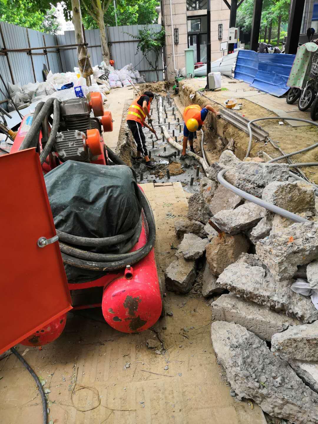 沔城回族镇地基加固解决房子的地基下沉问题